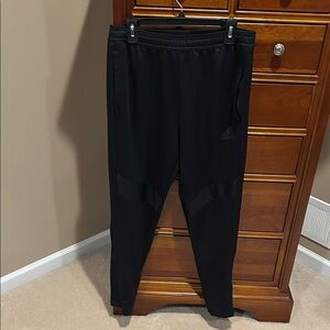 Adidas mens Black athletic sweatpants, 100%polyester, zipper side pockets, large